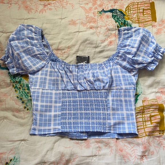 Periwinkle Crop Top - Picture 2 of 4